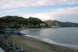 Xtrallusion photo library of independent, self-guided walking and sightseeing holidays in Italy. Pictures, images, photos and photographs taken along the way of this 1-day walking itinerary, to give you a visual impression of the day's walk.